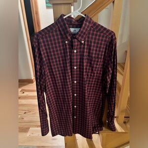 Southern Tide Men’s size Medium Navy and Red Checkered Button-Down Shirt